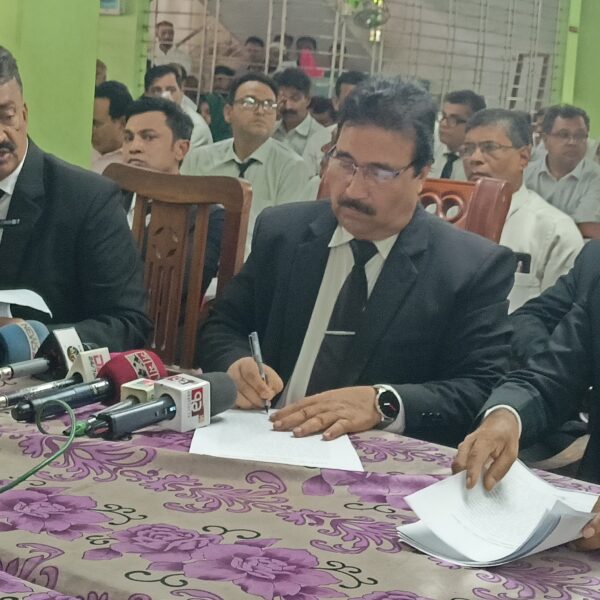 Press conference was held to protest the appointment of GP and PP in Pabna by deputy speakers